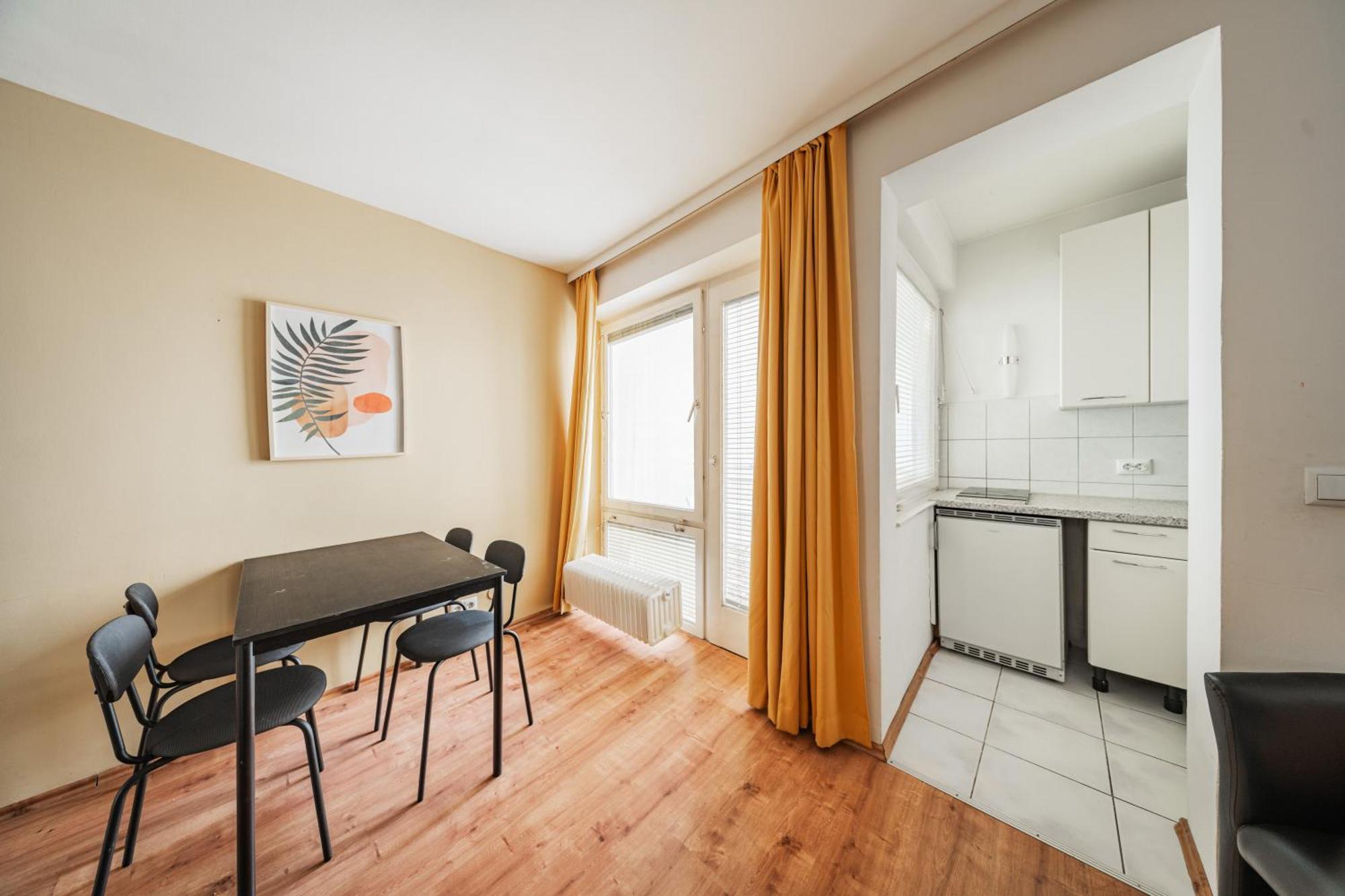 Studio Next To Karlsplatz/Karlskirche Appartement Wenen Buitenkant foto